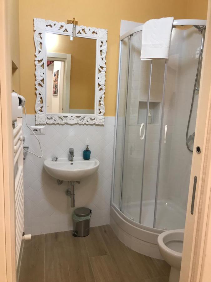 Agora Singola Con Bagno Privato Adiacente Bed & Breakfast Napoli Eksteriør bilde